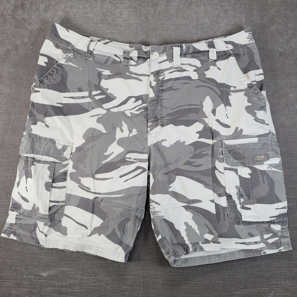 Wrangler Cargo Shorts Mens 44‎ Gray Camo Relaxed Fit Cotton Blend
